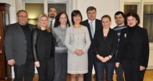 297337 012613s1 f copy